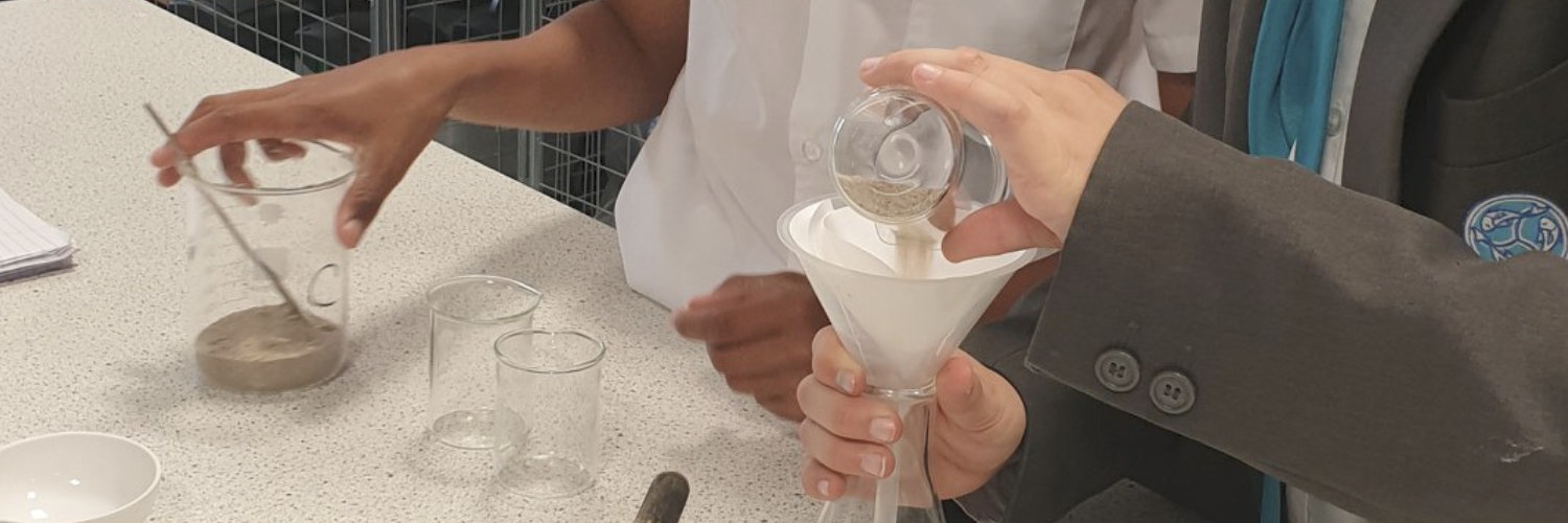 Science pouring experiment